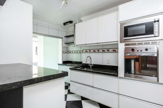 Imagem Apartamento com 2 Quartos à Venda, 65 m² em Teresópolis - Porto Alegre