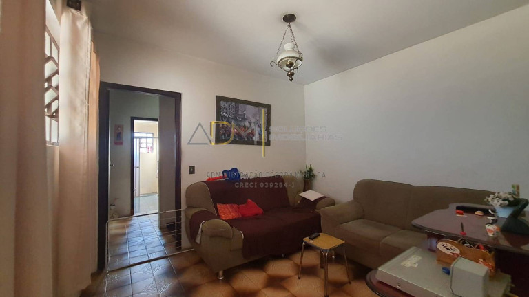 Imagem Casa com 3 Quartos à Venda, 358 m² em Jardim Paraíso - Botucatu