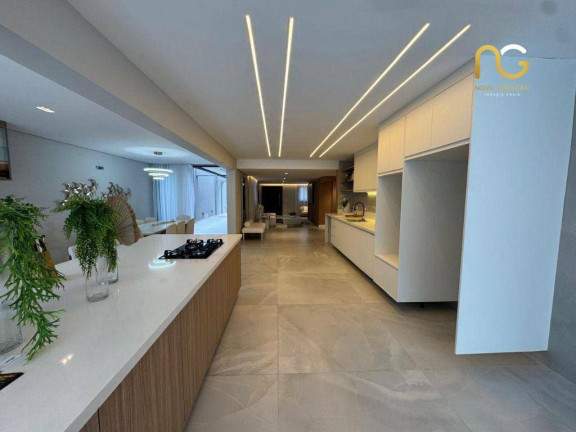 Imagem Casa com 3 Quartos à Venda, 425 m² em Canto Do Forte - Praia Grande Imagem Casa com 3 Quartos à Venda, 425 m² em Canto Do Forte - Praia Grande