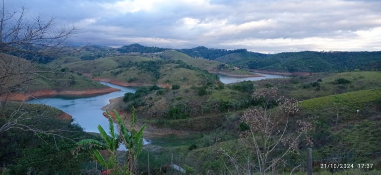 Terreno à Venda, 48.400 m² em Varadouro - Jacareí