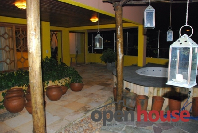Imagem Cobertura com 3 Quartos à Venda, 230 m² em Ponta Negra - Natal