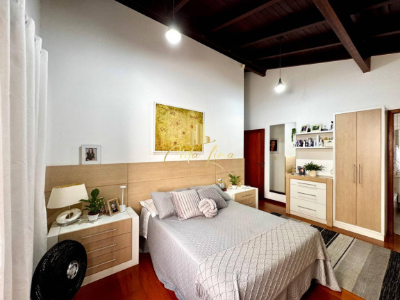 Imagem Casa com 3 Quartos à Venda, 210 m² em Balneário - Florianópolis