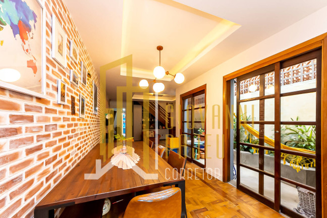 Imagem Casa com 3 Quartos à Venda ou Locação, 280 m² em Pinheiros - São Paulo Imagem Casa com 3 Quartos à Venda ou Locação, 280 m² em Pinheiros - São Paulo
