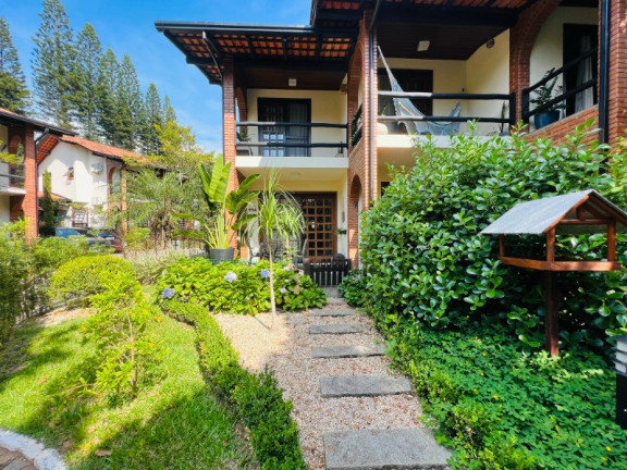 Imagem Imóvel com 2 Quartos à Venda, 130 m² em Praia Do Estaleirinho - Balneário Camboriú Imagem Imóvel com 2 Quartos à Venda, 130 m² em Praia Do Estaleirinho - Balneário Camboriú