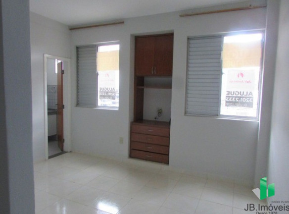 Imagem Kitnet com 1 Quarto à Venda, 35 m² em Cândida Câmara - Montes Claros