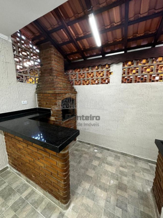 Imagem Casa com 3 Quartos à Venda, 101 m² em Guilhermina - Praia Grande