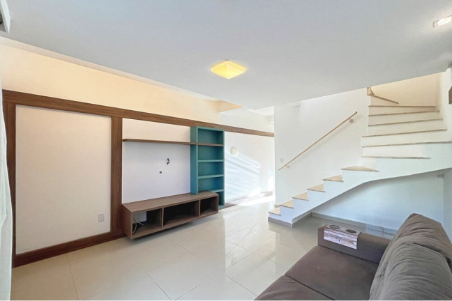 Imagem Casa com 2 Quartos à Venda, 76 m² em Guarujá - Porto Alegre