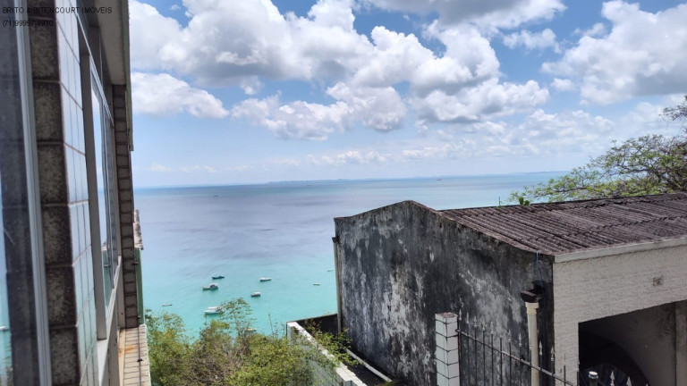 Imagem Imóvel com 3 Quartos à Venda, 146 m² em Vitória - Salvador Imagem Imóvel com 3 Quartos à Venda, 146 m² em Vitória - Salvador