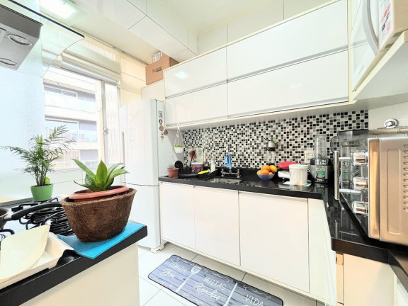 Imagem Imóvel com 1 Quarto à Venda,  em Petrópolis - Porto Alegre