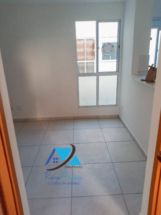 Imagem Apartamento com 2 Quartos para Alugar, 40 m² em Catu De Abrantes (abrantes) - Camaçari Imagem Apartamento com 2 Quartos para Alugar, 40 m² em Catu De Abrantes (abrantes) - Camaçari