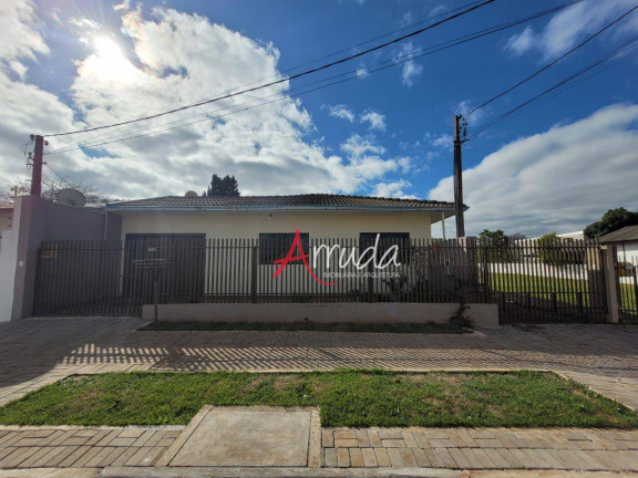 Casa à Venda, 304 m² em Neva - Cascavel