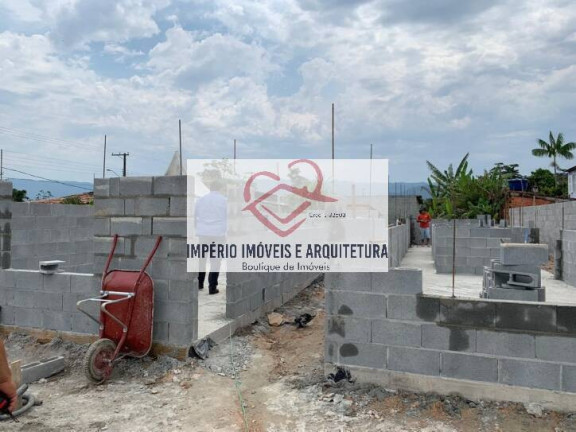 Casa à Venda, 65 m² em Balneário Recanto Do Sol - Caraguatatuba