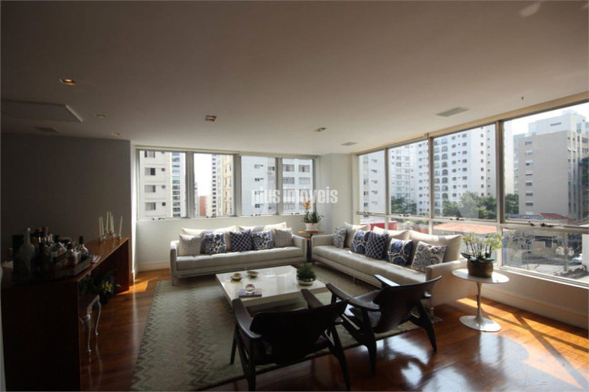 Apartamento com 3 Quartos à Venda, 200 m² em Jardim Paulista - São Paulo