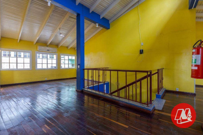 Imagem Casa com 2 Quartos à Venda, 517 m² em Centro Histórico - Porto Alegre Imagem Casa com 2 Quartos à Venda, 517 m² em Centro Histórico - Porto Alegre
