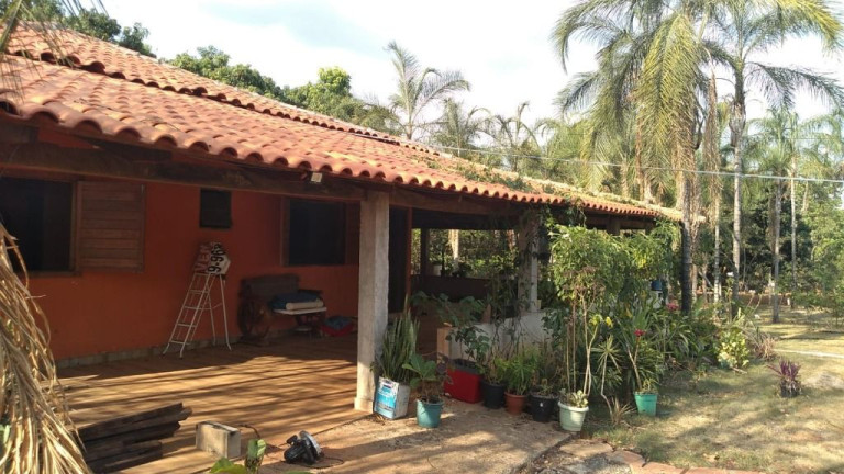 Imagem Chácara com 3 Quartos à Venda, 320 m² em Condomínio Miraflores - Hidrolândia Imagem Chácara com 3 Quartos à Venda, 320 m² em Condomínio Miraflores - Hidrolândia