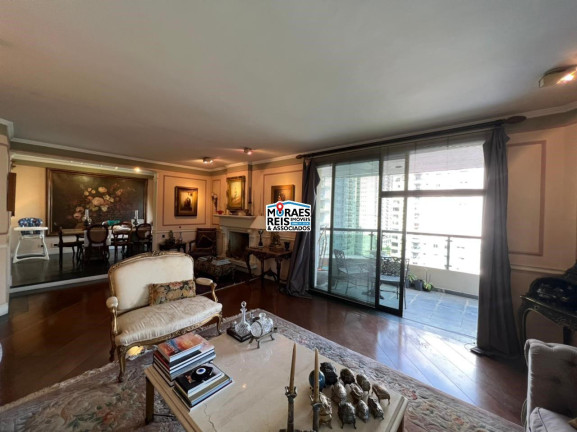 Imagem Apartamento com 4 Quartos à Venda, 220 m² em Itaim Bibi - São Paulo
