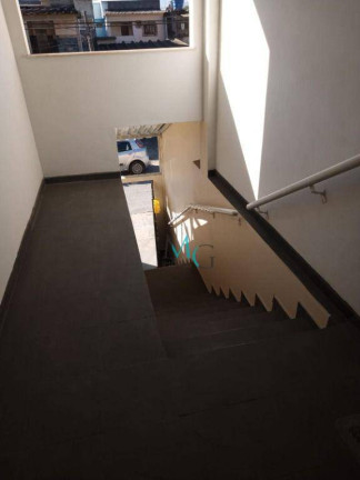 Imagem Sobrado com 2 Quartos para Alugar, 75 m² em Campo Grande - Rio De Janeiro