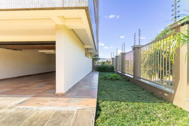 Imagem Apartamento com 3 Quartos à Venda, 245 m² em Três Figueiras - Porto Alegre