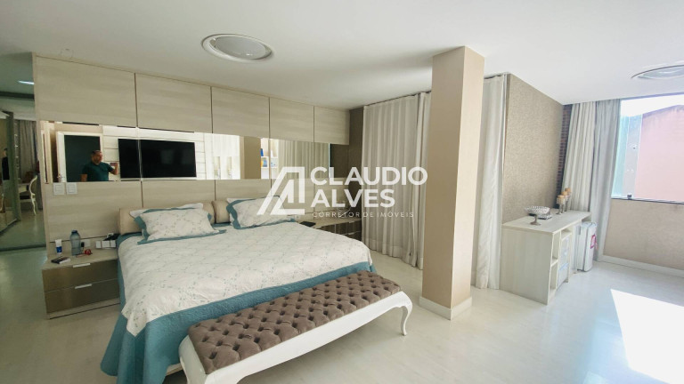 Imagem Casa de Condomínio com 5 Quartos à Venda, 500 m² em Parque Ipê - Feira De Santana