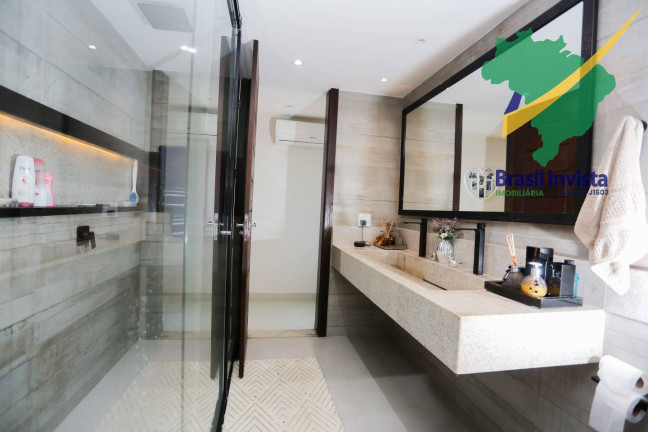 Imagem Casa com 4 Quartos à Venda, em Centro - Porto Seguro Imagem Casa com 4 Quartos à Venda, em Centro - Porto Seguro