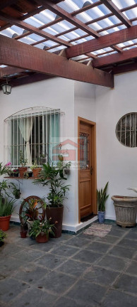 Casa com 2 Quartos à Venda,  em Vila Naly - Caçapava
