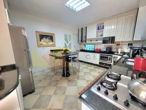 Imagem Casa com 3 Quartos à Venda, 458 m² em Vila Nova - Blumenau Imagem Casa com 3 Quartos à Venda, 458 m² em Vila Nova - Blumenau