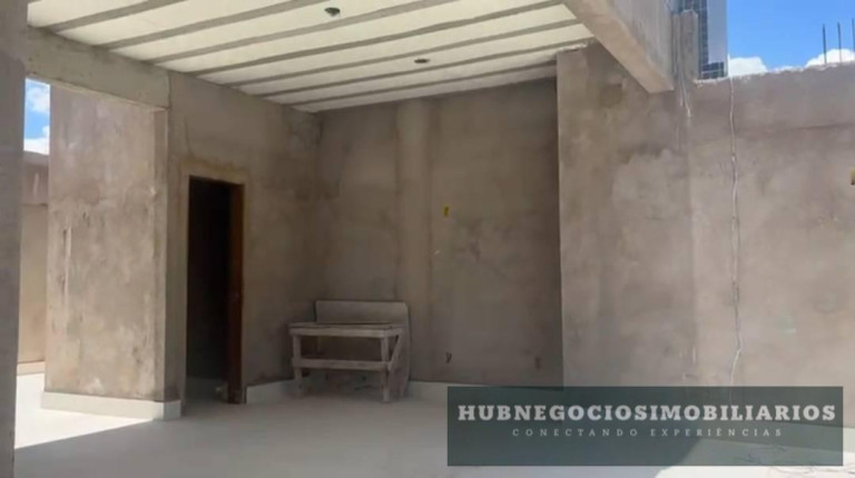 Cobertura com 4 Quartos à Venda, 182 m² em Ibituruna - Montes Claros
