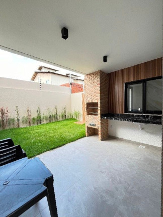 Imagem Casa com 4 Quartos à Venda, 134 m² em Guaribas - Eusébio