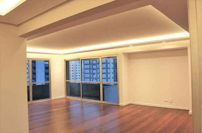 Imagem Apartamento com 3 Quartos para Alugar, 215 m² em Moema - São Paulo