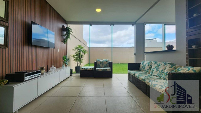 Imagem Casa de Condomínio com 6 Quartos à Venda, 343 m² em Chapada - Manaus