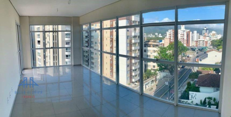 Imagem Apartamento com 3 Quartos à Venda, 116 m² em Agronômica - Florianópolis Imagem Apartamento com 3 Quartos à Venda, 116 m² em Agronômica - Florianópolis