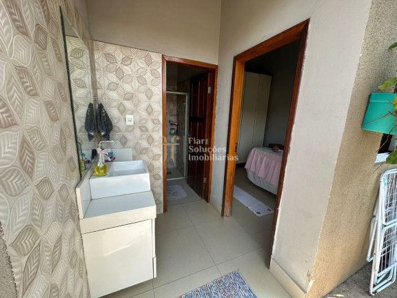 Imagem Casa com 4 Quartos à Venda, 259 m² em Cristo Rei - Várzea Grande Imagem Casa com 4 Quartos à Venda, 259 m² em Cristo Rei - Várzea Grande