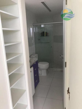Imagem Apartamento com 4 Quartos à Venda, 211 m²