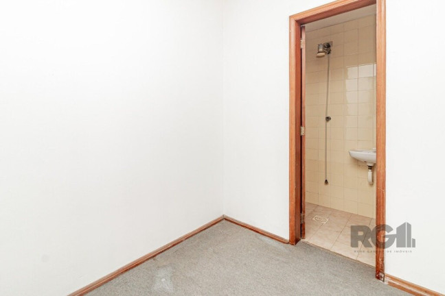 Imagem Imóvel com 2 Quartos à Venda, em Sao Joao - Porto Alegre Imagem Imóvel com 2 Quartos à Venda, em Sao Joao - Porto Alegre