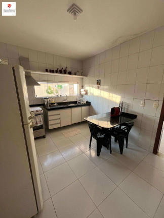 Imagem Casa com 4 Quartos à Venda, Imagem Casa com 4 Quartos à Venda,