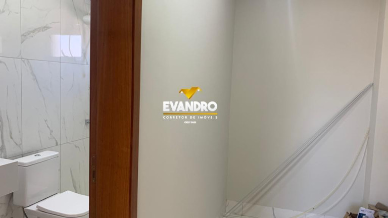 Imagem Casa com 3 Quartos à Venda, 250 m² em Condomínio Primor Das Torres - Cuiabá