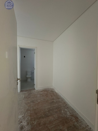 Imagem Apartamento com 3 Quartos à Venda, 117 m² em Centro - Florianópolis Imagem Apartamento com 3 Quartos à Venda, 117 m² em Centro - Florianópolis