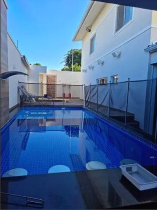 Imagem Casa com 5 Quartos à Venda, 300 m² em Buraquinho - Lauro De Freitas Imagem Casa com 5 Quartos à Venda, 300 m² em Buraquinho - Lauro De Freitas