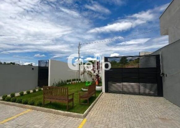 Imagem Casa de Condomínio com 2 Quartos à Venda, 65 m² em Vila São Paulo - Mogi Das Cruzes