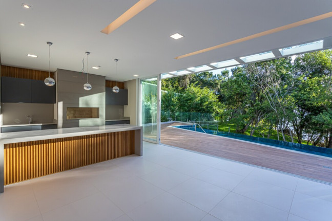 Imagem Casa com 3 Quartos à Venda, 494 m² em Pedra Redonda - Porto Alegre