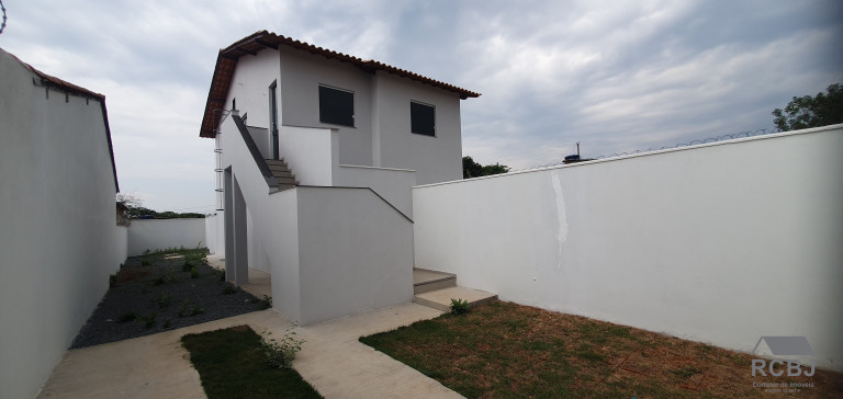 Imagem Sobrado com 3 Quartos à Venda,  em Melo Viana - Esmeraldas
