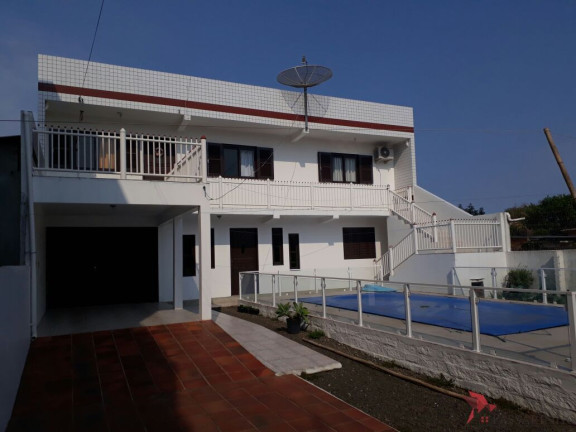 Imagem Casa com 3 Quartos à Venda, 420 m² em Stan - Torres Imagem Casa com 3 Quartos à Venda, 420 m² em Stan - Torres