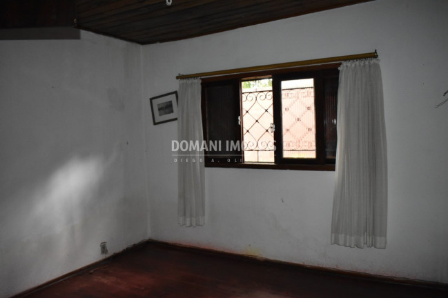 Imagem Casa com 4 Quartos à Venda, 360 m² em Região Do Alto Da Boa Vista - Campos Do Jordão