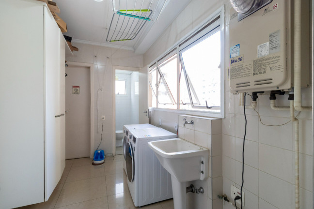 Imagem Apartamento com 3 Quartos à Venda, 195 m² em Moema - São Paulo Imagem Apartamento com 3 Quartos à Venda, 195 m² em Moema - São Paulo