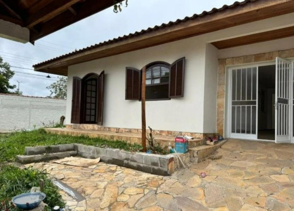 Imagem Casa com 3 Quartos à Venda, 170 m² em Afonso Pena - Curitiba