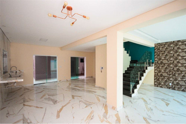 Casa com 5 Quartos à Venda, 240 m² em Ipiranga - São Paulo
