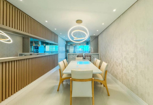 Imagem Apartamento com 3 Quartos à Venda, 139 m² em Centro - Balneário Camboriú Imagem Apartamento com 3 Quartos à Venda, 139 m² em Centro - Balneário Camboriú
