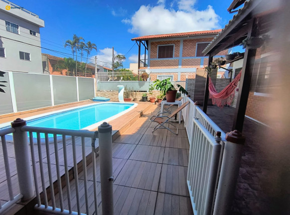 Imagem Casa com 3 Quartos à Venda, 247 m² em Cachoeira Do Bom Jesus - Florianópolis
