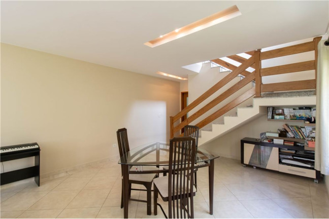 Imagem Sobrado com 3 Quartos à Venda, 145 m² em Vila Rosália - Guarulhos