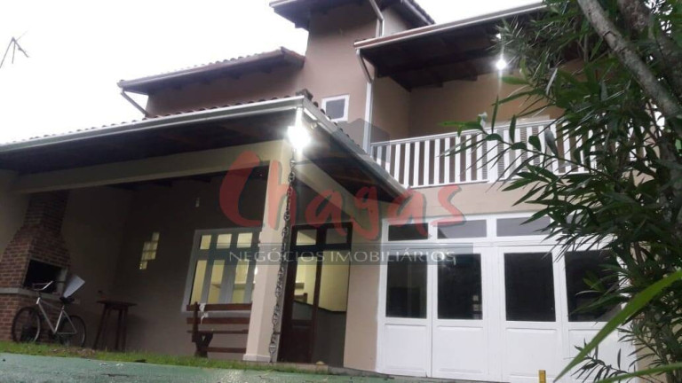 Imagem Sobrado com 5 Quartos à Venda, 300 m² em Martim De Sá - Caraguatatuba Imagem Sobrado com 5 Quartos à Venda, 300 m² em Martim De Sá - Caraguatatuba